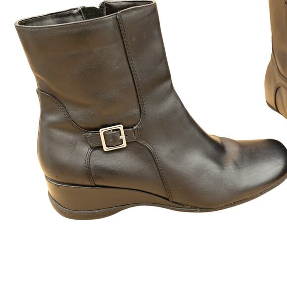 Vintage Kenneth Cole Reaction "Very Cool" Black Leather Womens Boot 8.5M - Picture 12 of 13